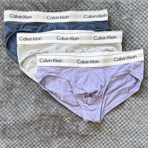 Calvin Klein Briefs Trio - Navy, Off-White, Lavender